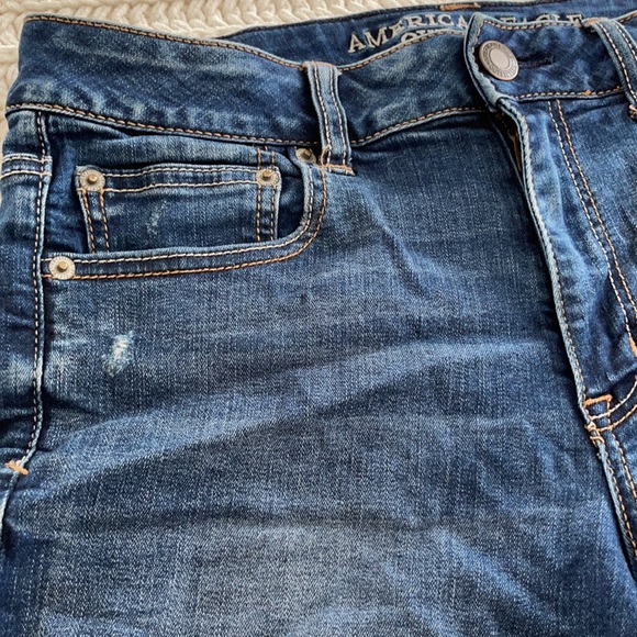 AEO HI-Rise Shortie Denim Shorts - Picture 3 of 6